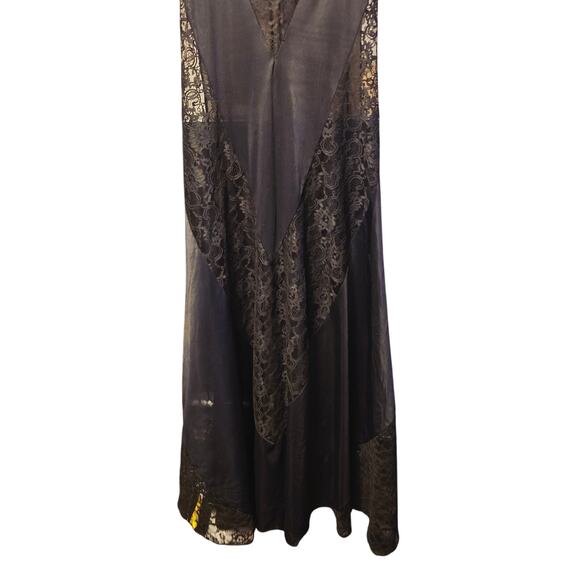 Vintage 1970's Fredricks of hollywood Black Lace Paneled Full Length Nightgown - Picture 4 of 7